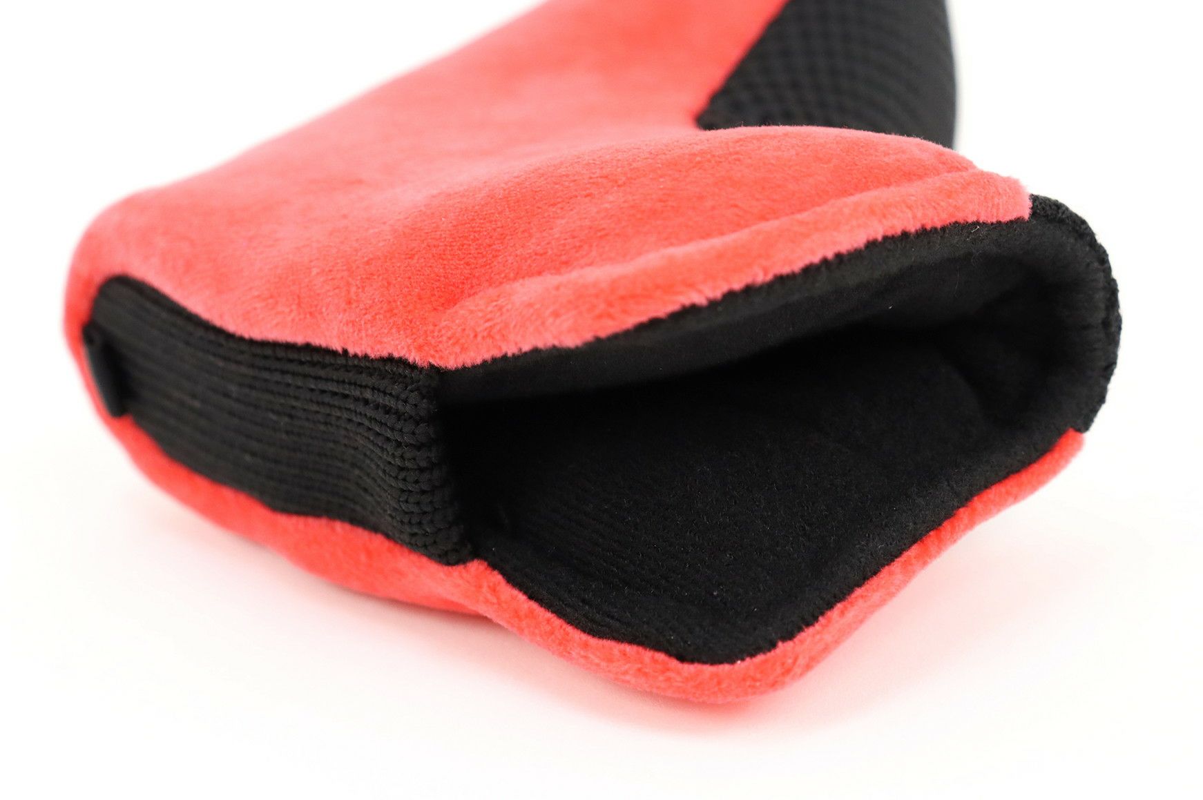 アンパスィのヘッドカバー